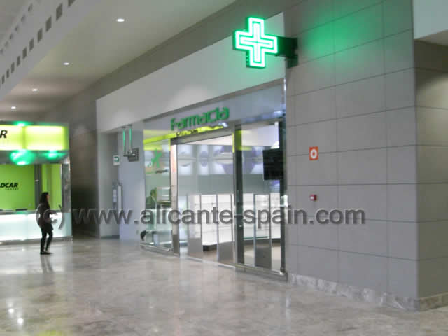 Lost luggage alicante airport on sale